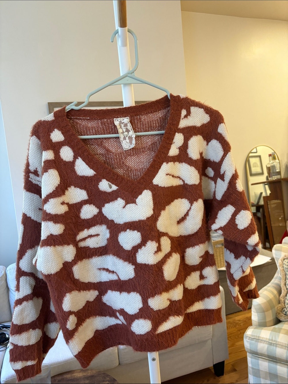 Cozy Rust and Cream V-Neck Patterned Sweater